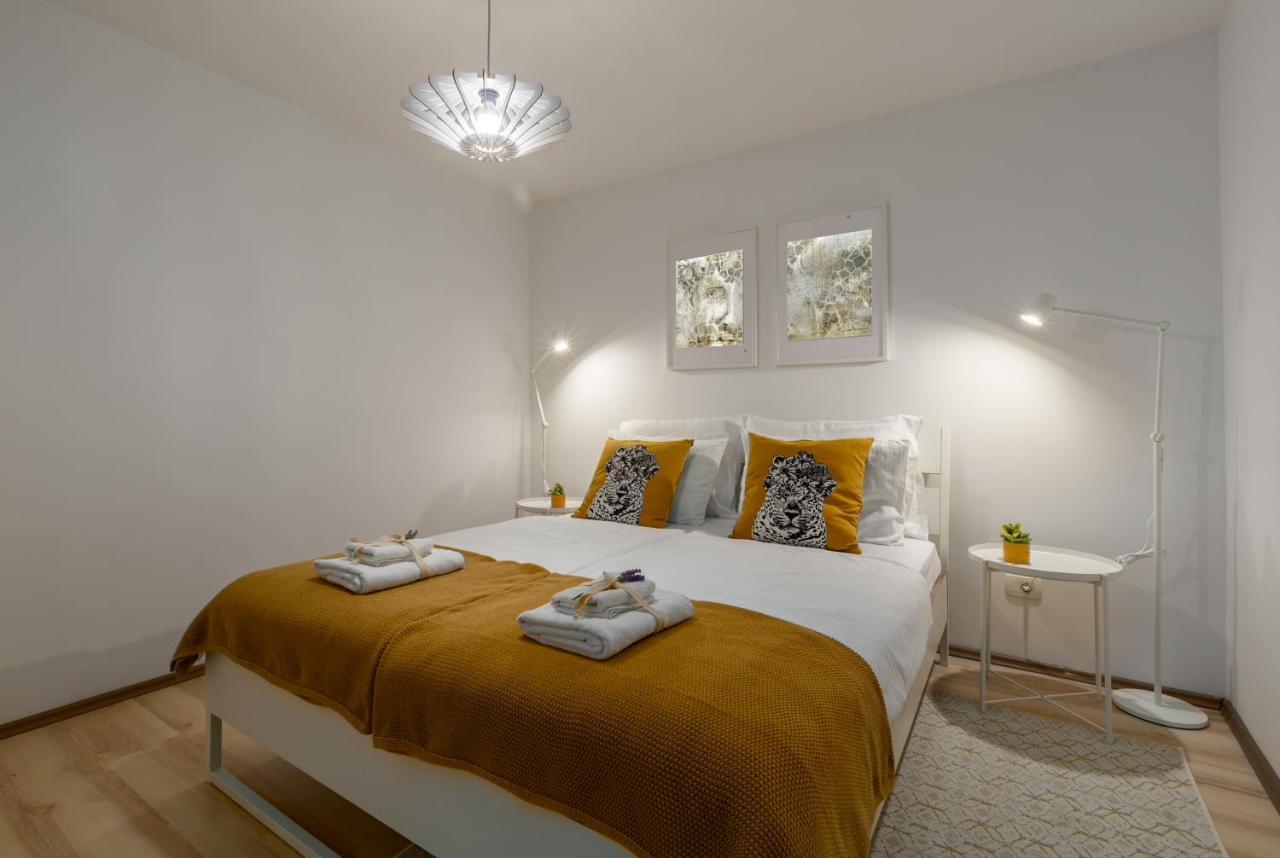 Apartments Agata Novigrad Istria Dış mekan fotoğraf