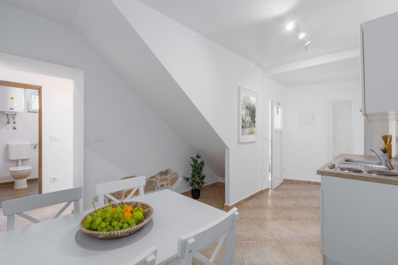 Apartments Agata Novigrad Istria Dış mekan fotoğraf