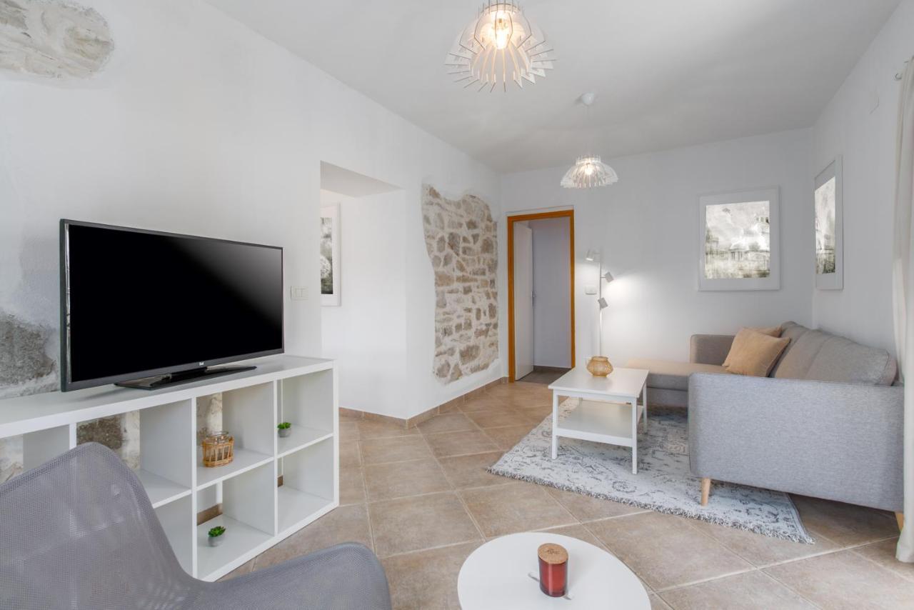 Apartments Agata Novigrad Istria Dış mekan fotoğraf