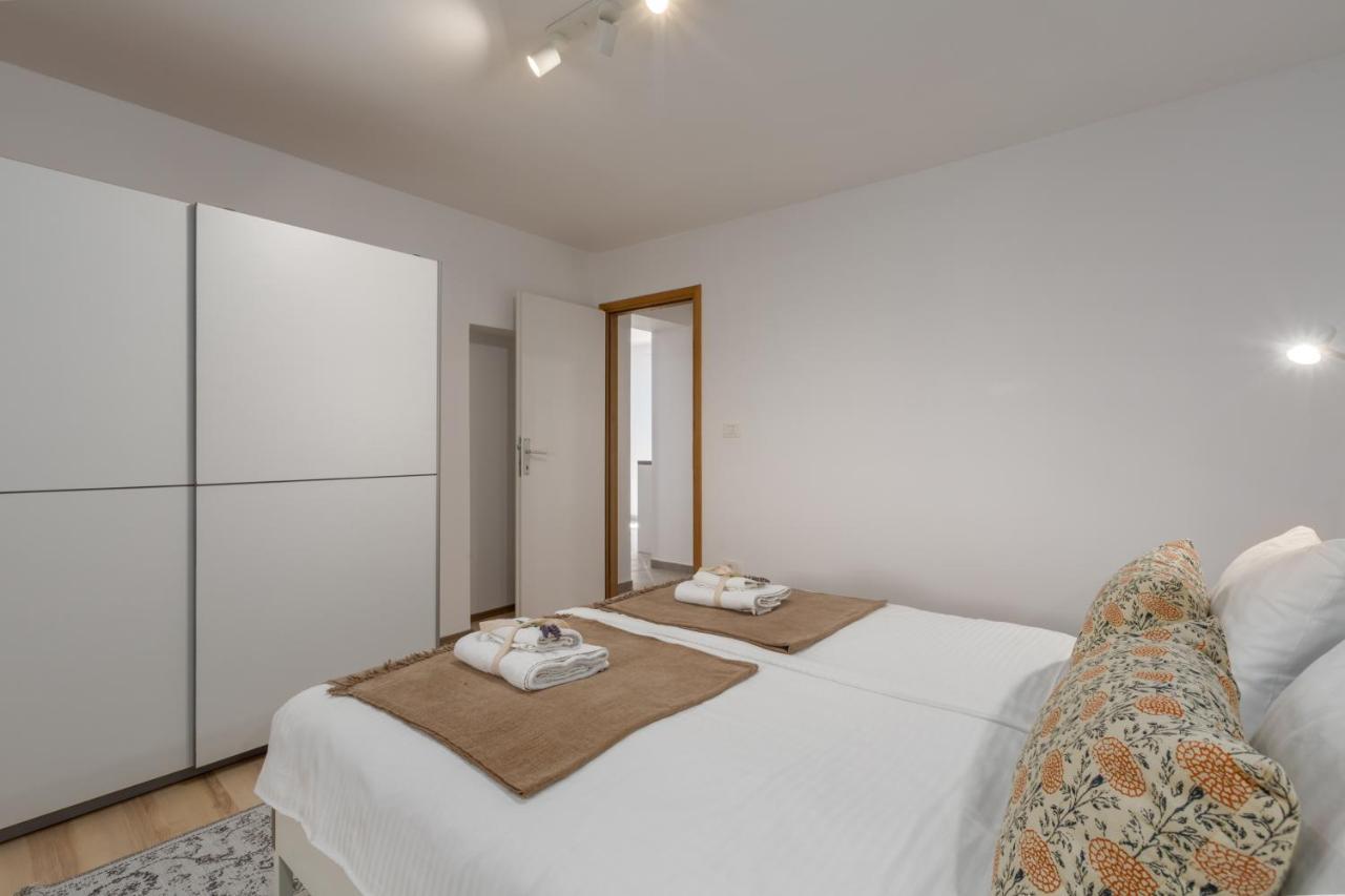 Apartments Agata Novigrad Istria Dış mekan fotoğraf