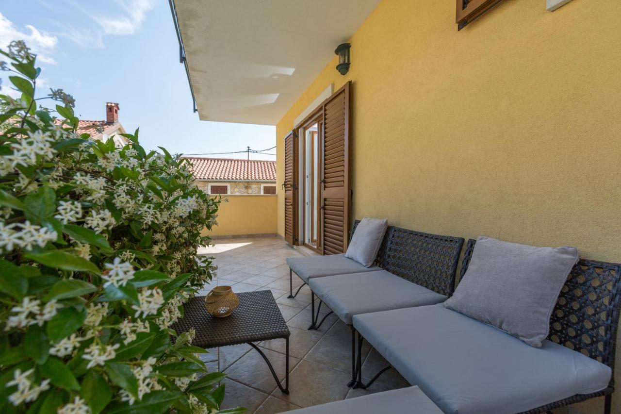 Apartments Agata Novigrad Istria Dış mekan fotoğraf